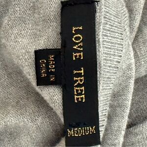 Love Tree Light Gray Knitwear